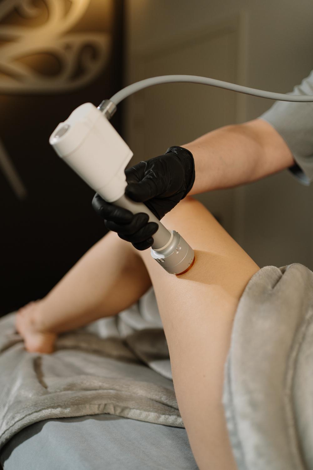 Smūginė banga (kojos) + presoterapija MAX programa