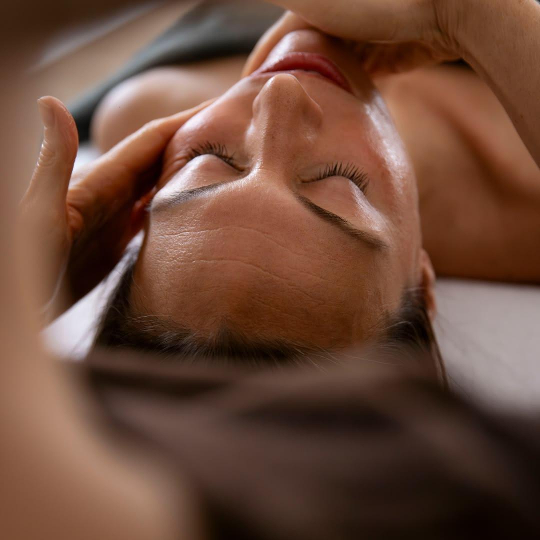 Vitaminų kaukės veido procedūra + DOVANA