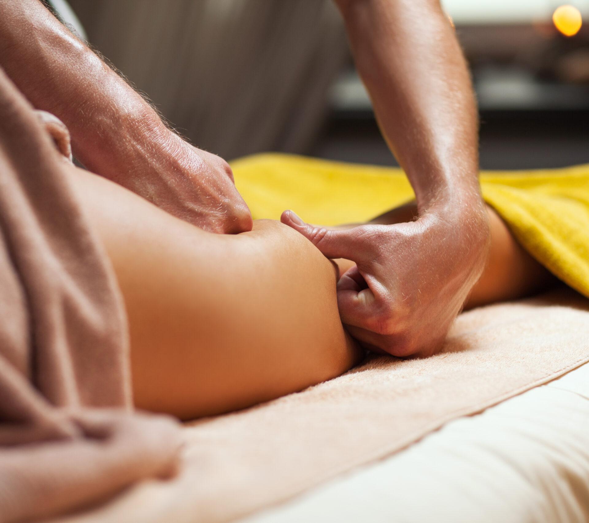 Atpalaiduojantis pėdų ir kojų masažas