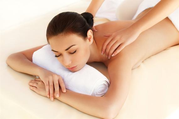 Gydomasis pečių juostos ir sprando masažas